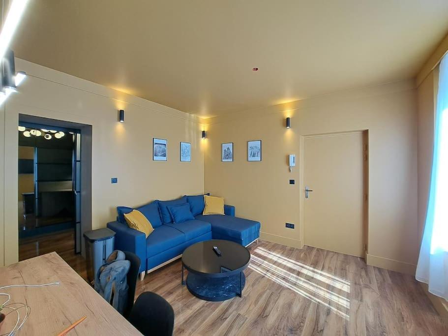 Geneve - Logement Fastueux Apartment แร็งส์ ภายนอก รูปภาพ